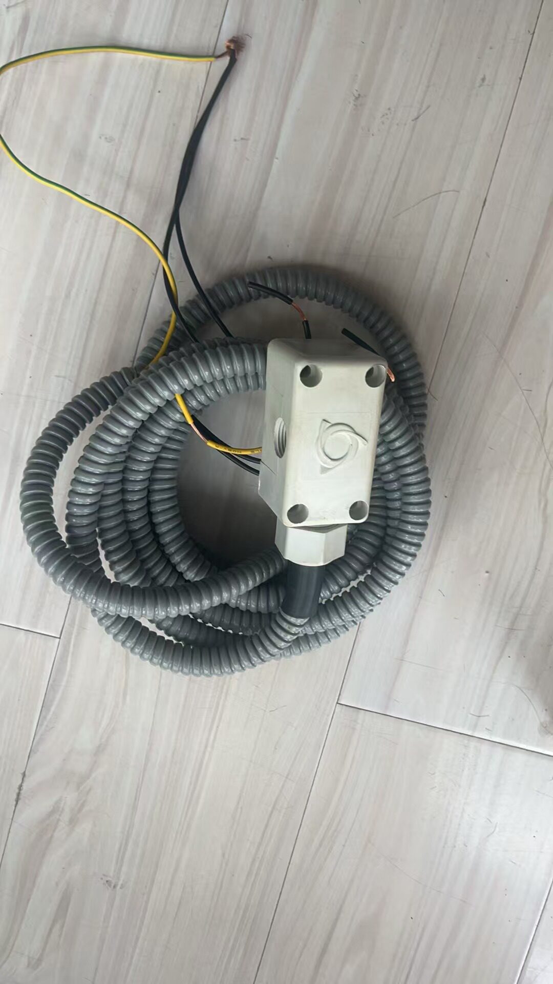 杭磨 7130接地线 电线 电磁吸盘线 吸盘专用线 磨床线,标准件/零部件/工业耗材,液压管件/油管,淘宝优惠券,粉丝福利购,淘宝优惠卷