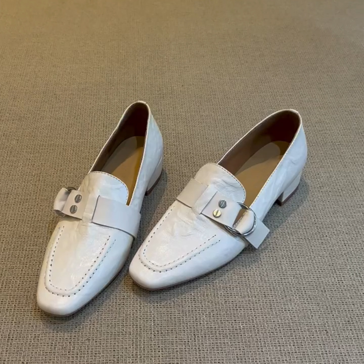 乐福鞋女真皮软底不累脚显脚小皮带扣一脚蹬通勤单鞋白色低跟鞋,女鞋,乐福鞋（豆豆鞋）,淘宝优惠券,粉丝福利购,淘宝优惠卷