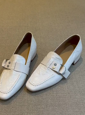 乐福鞋女真皮软底不累脚显脚小皮带扣一脚蹬通勤单鞋白色低跟鞋