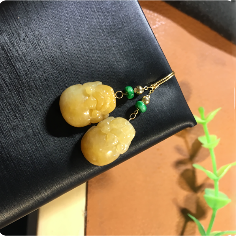 18k金镶嵌天然缅甸黄色翡翠小貔貅耳环耳坠