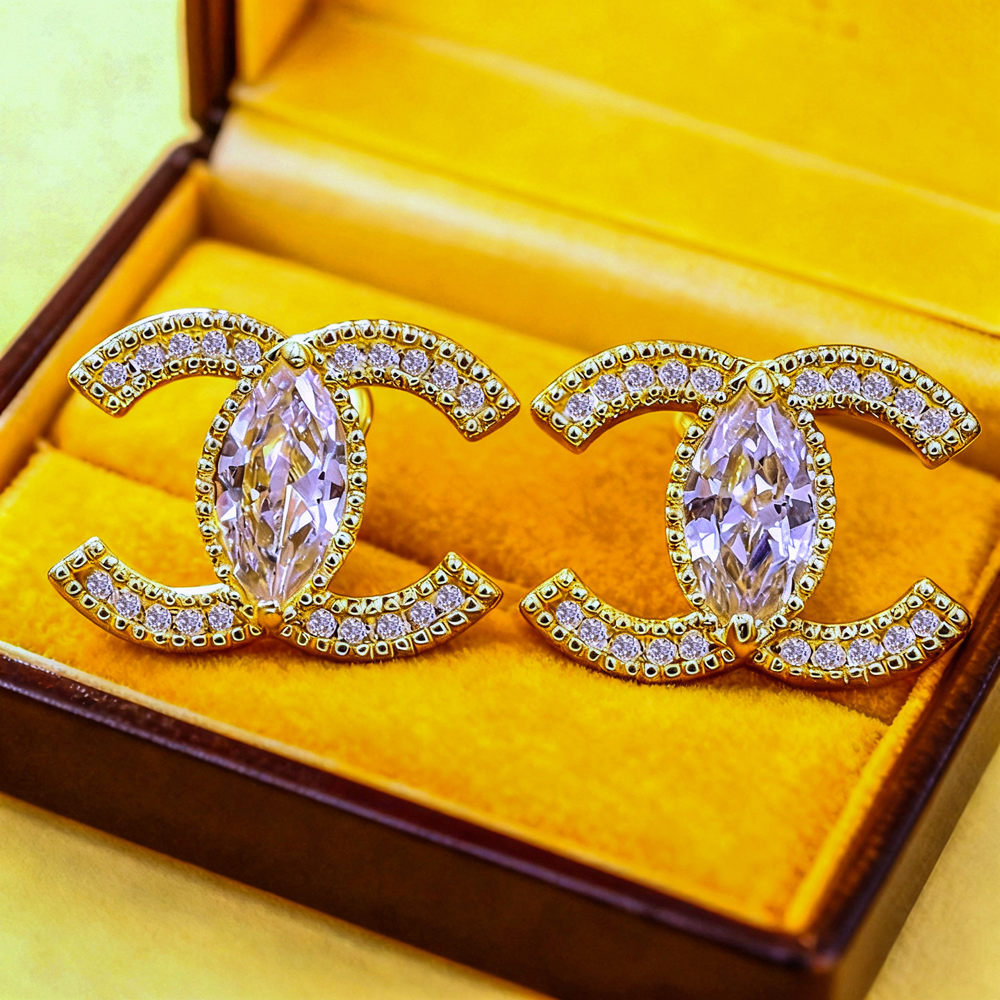 小香风双c耳环气质金色字母耳钉镀纯银针耳坠锆石耳夹无耳洞耳饰