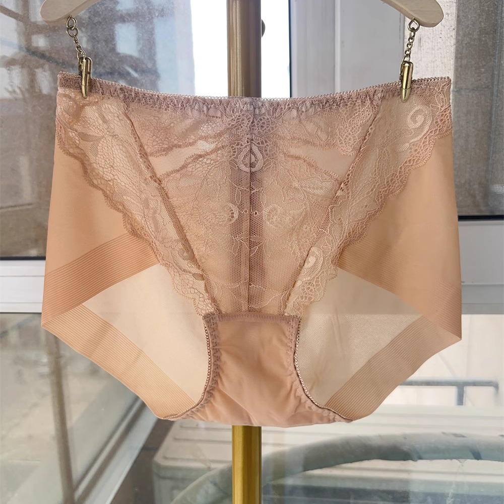 女士蕾丝小平角内裤无痕速干