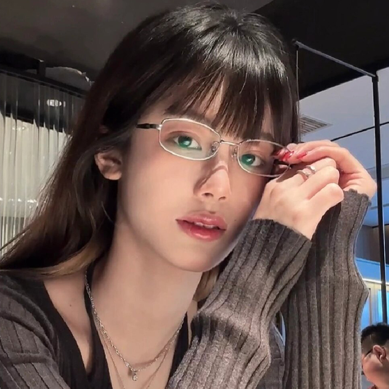 超轻纯钛小框素颜高级感显脸小