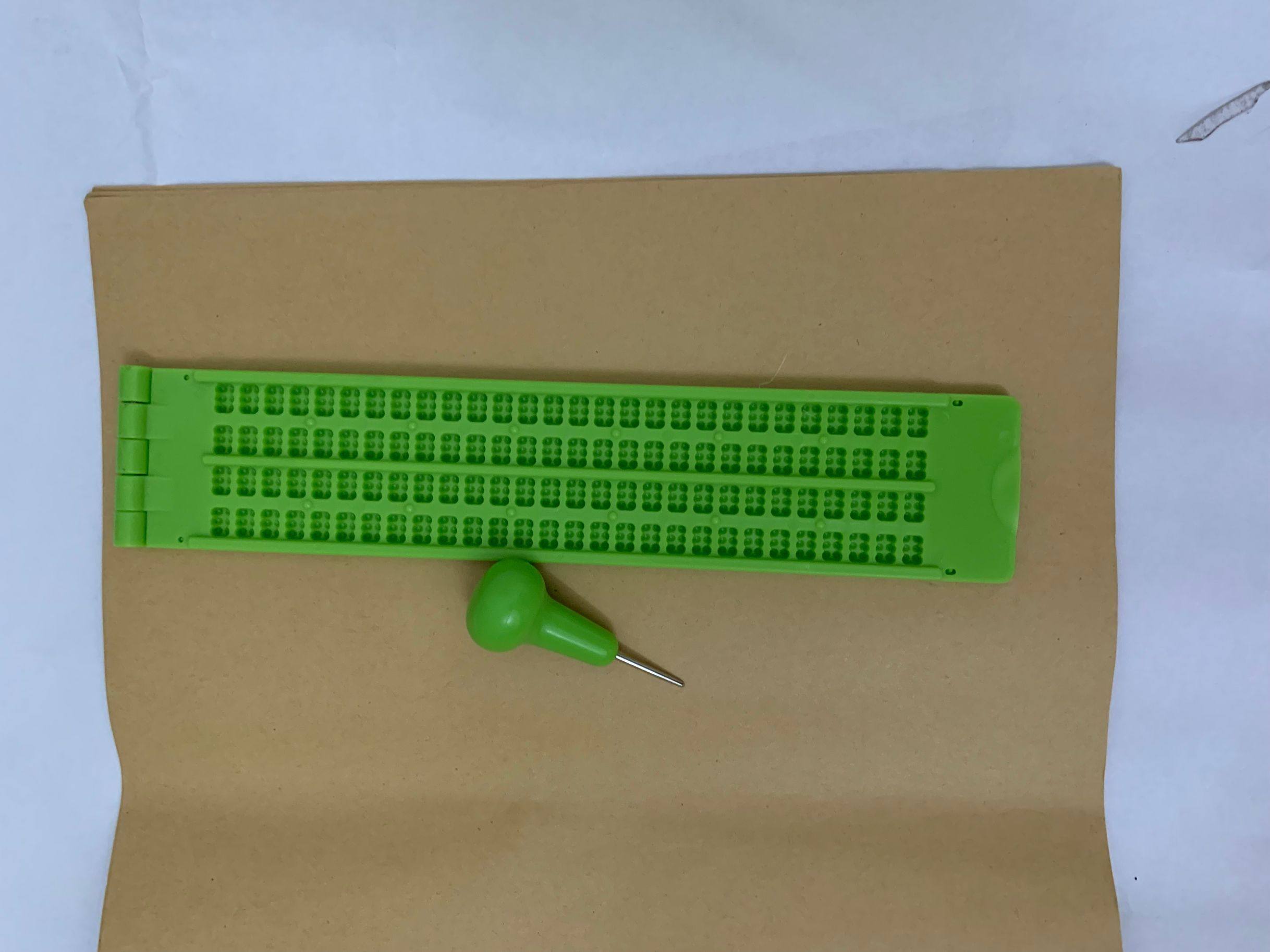 4行28方加厚盲人盲文写字板带盲笔送盲纸盲人用品盲人学校用品