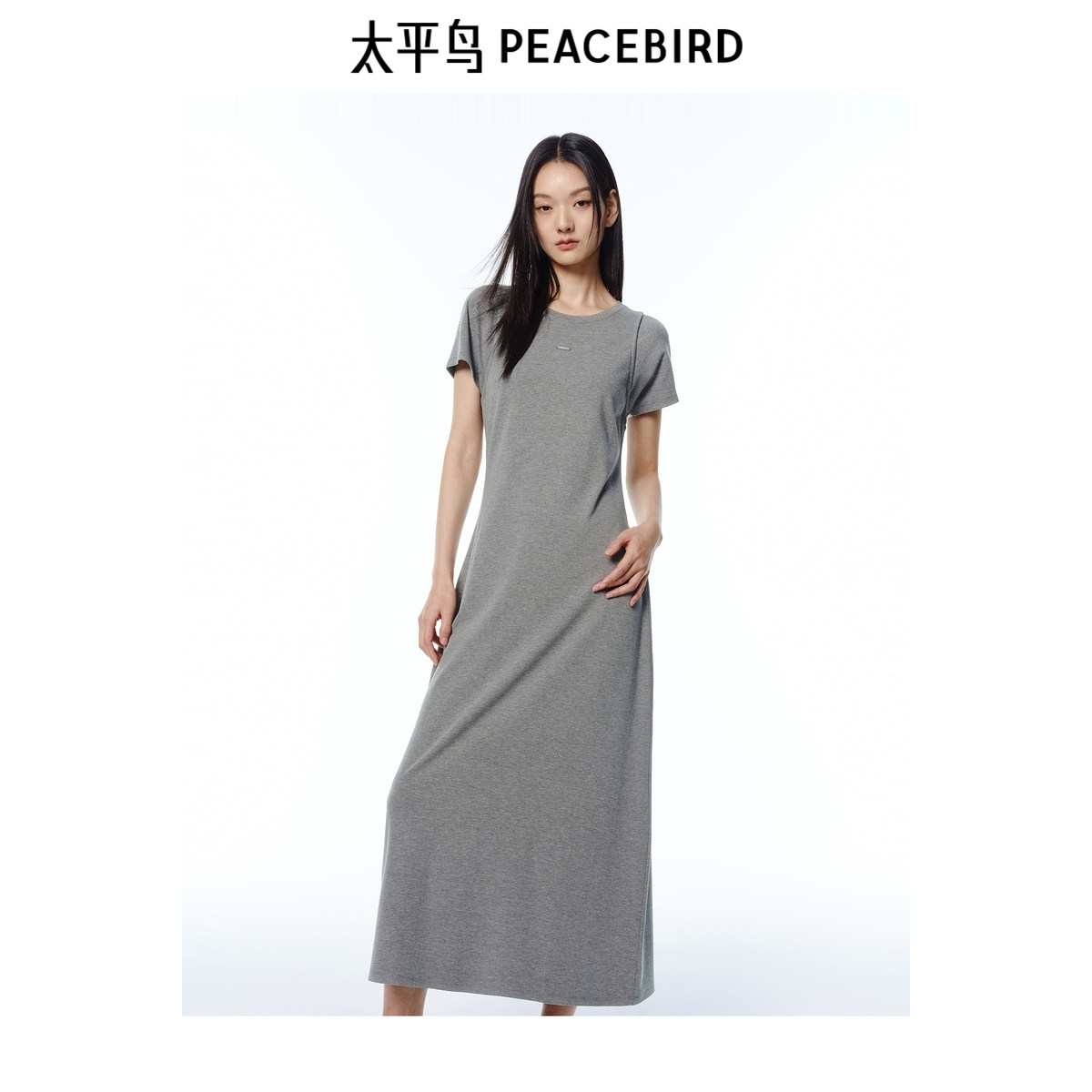 太平鸟绵柔T恤连衣裙女短袖2026夏新款运动服透气长裙子垂坠显瘦