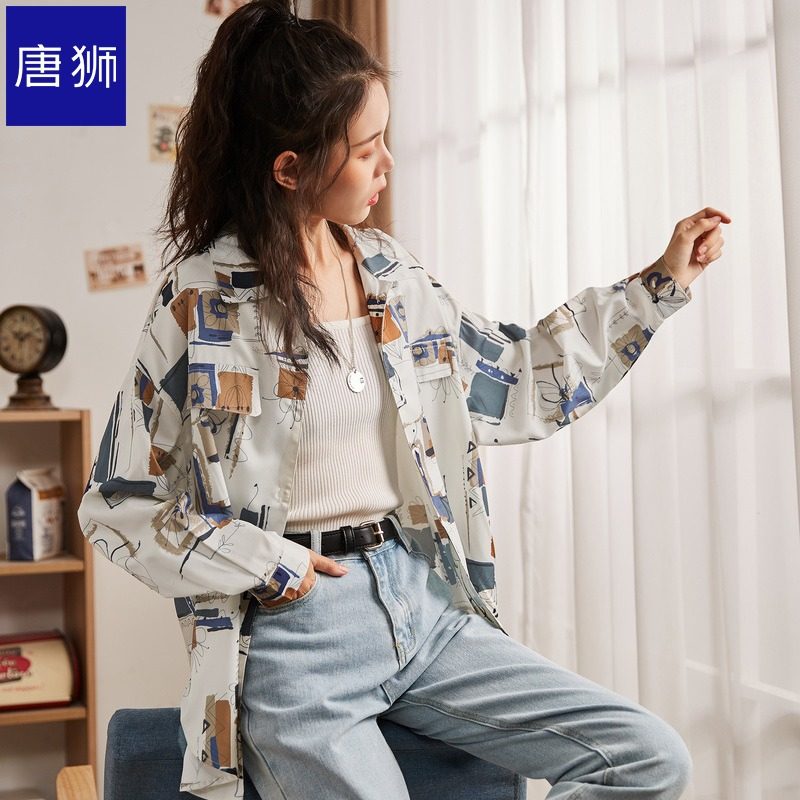 唐狮官方旗舰店女2020春装满印双袋盖长袖衬衫宽松韩版ins潮牌