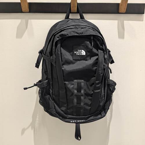 北面户外登山旅行30L电脑双肩包