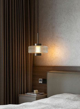 现代高级感卧室床头吊灯设计师极简创意轻奢水晶吧台餐厅书房吊灯