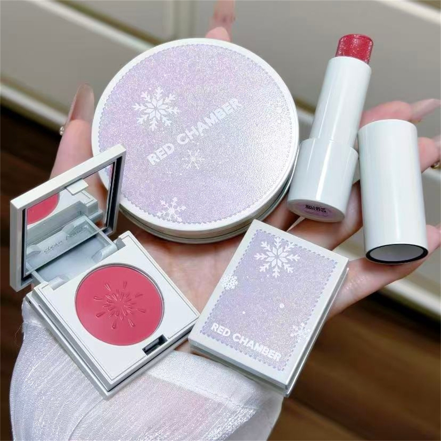 于适推荐！rc多用膏澄冬腮红眼影