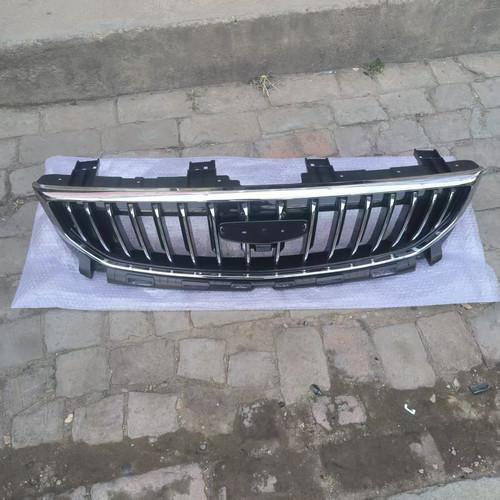 25款四代帝豪中网原厂原车原装可以改22-24款帝豪的中网前脸