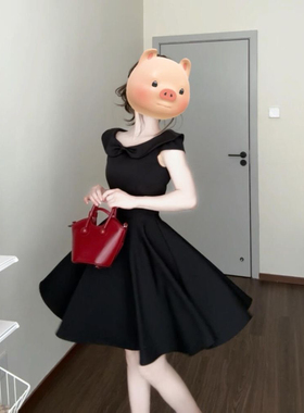 法式赫本风黑色连衣裙女夏2025新款高级感超好看a字蓬蓬小黑裙子