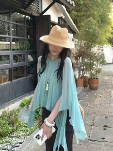 区区欧阳'美神度假裙！氛围感具象化！si服不规则荷叶边衬衫半裙