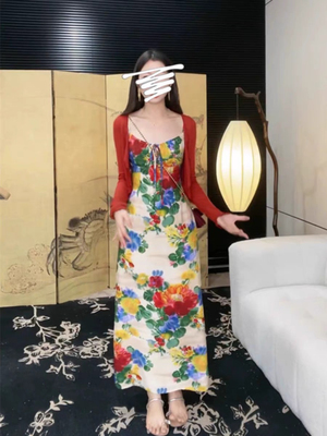 一尧【加州梦境】2024夏季港风短款开衫+显白明媚碎花连衣裙套装