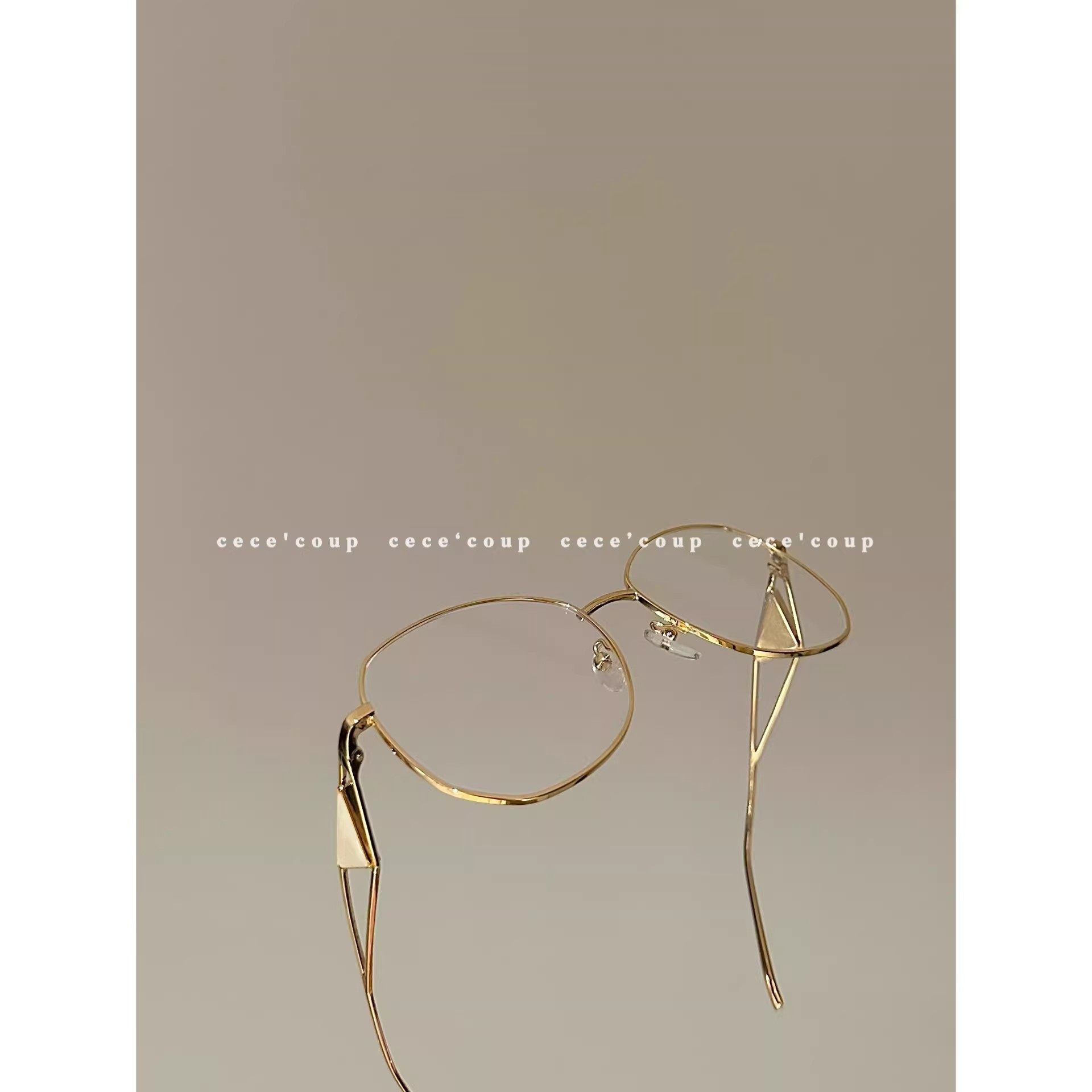 博主同款！经典系列！好看到爆炸！专柜同款纯欲素颜眼镜,ZIPPO/瑞士军刀/眼镜,太阳眼镜,淘宝优惠券,粉丝福利购,淘宝优惠卷