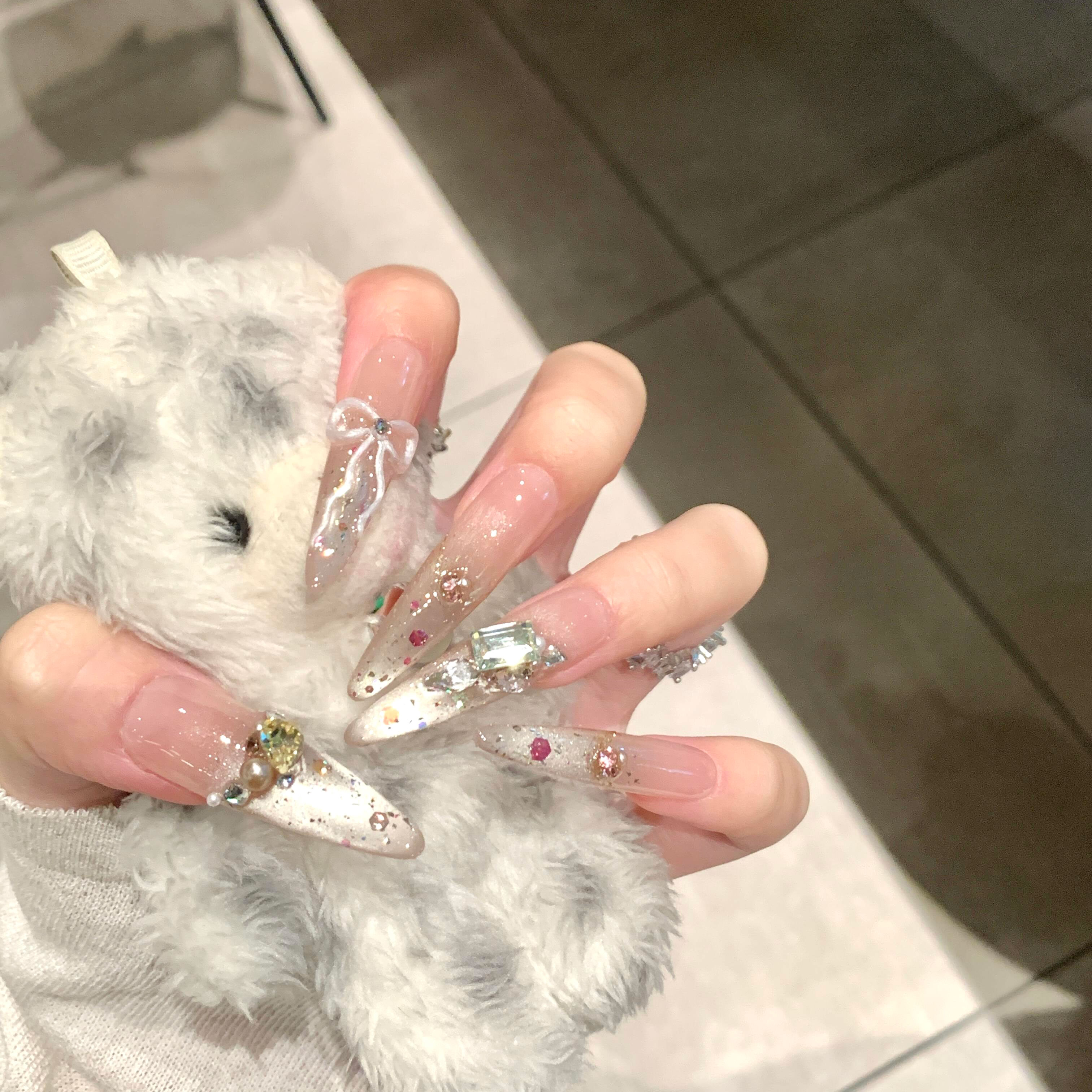 纯手工穿戴甲爆闪钻猫眼亮片美甲仙气氛围感新娘甲片显白高级感