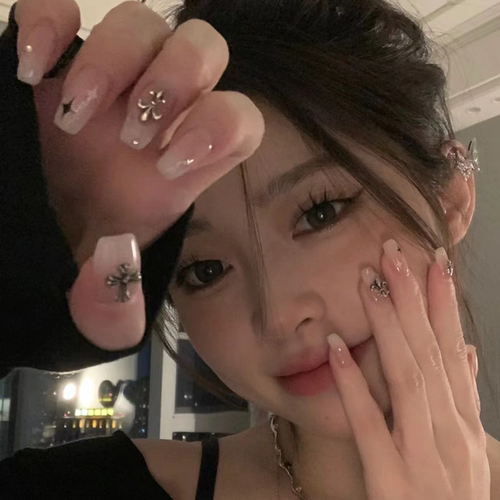 手工定制美甲渐变克罗心孕妇可带