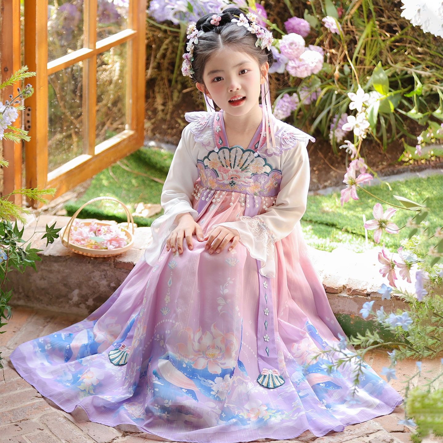 汉服女童秋季古装2026新款儿童国风公主连衣裙小女孩中秋表演襦裙