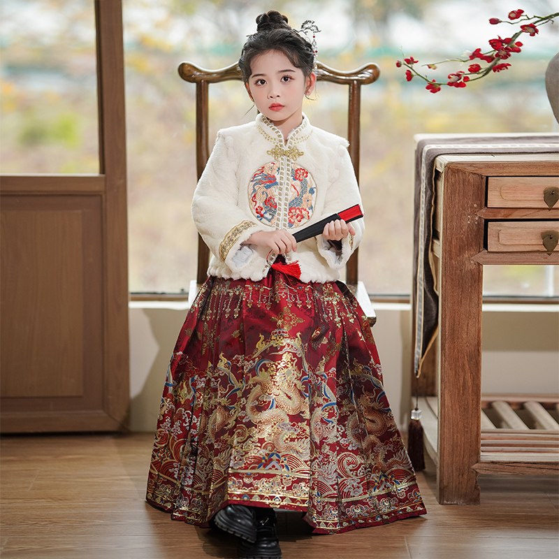 马面裙女童秋冬款2026龙年拜年服中国风套装冬季儿童过年汉服唐装