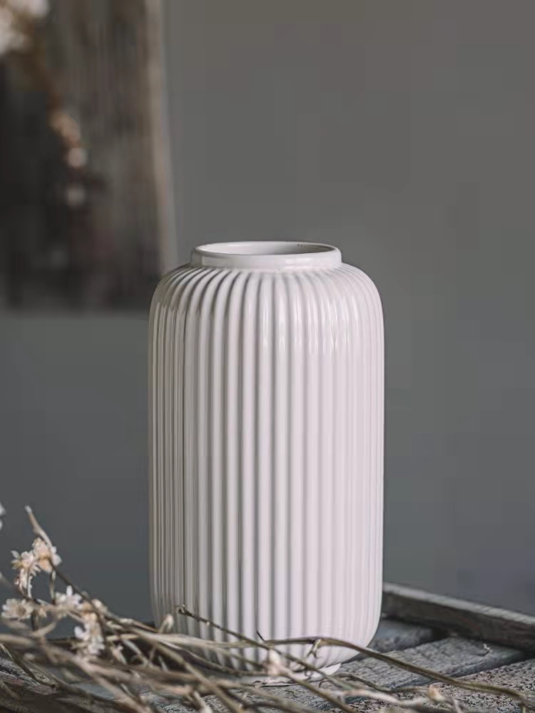 热销宜jia简约陶瓷揭阳桌面花瓶