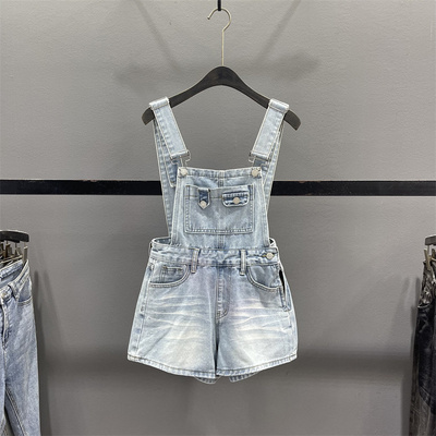 减龄俏皮牛仔背带短裤女阔腿热裤