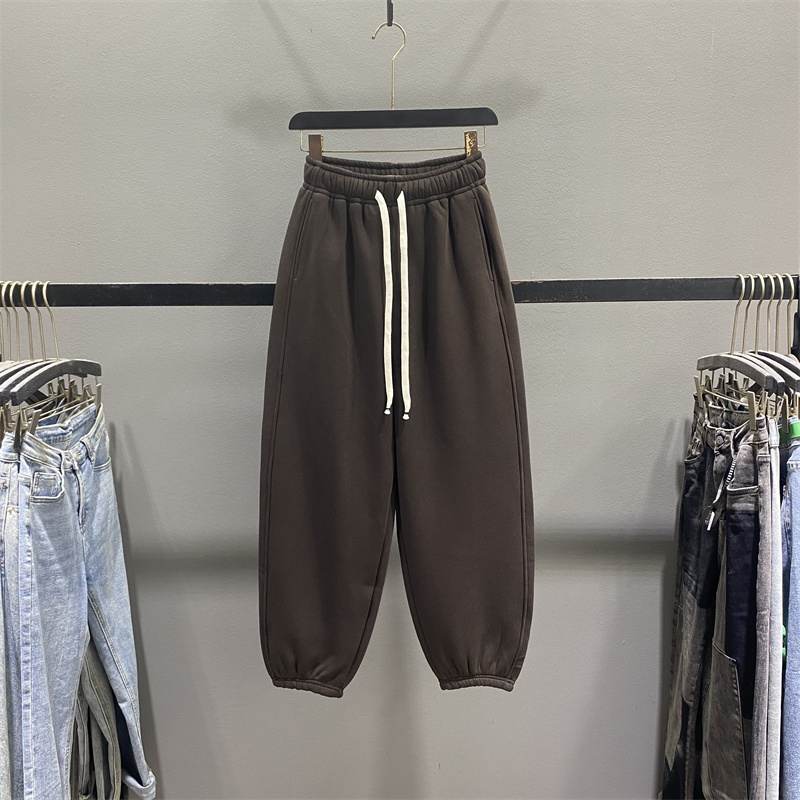 咖色加绒加厚休闲运动裤女2025秋冬百搭宽松显瘦九分束脚哈伦卫裤