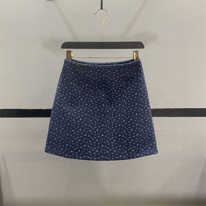 复古毛呢印花半身裙女2025秋冬新款防走光高腰显瘦包臀裙a字短裙
