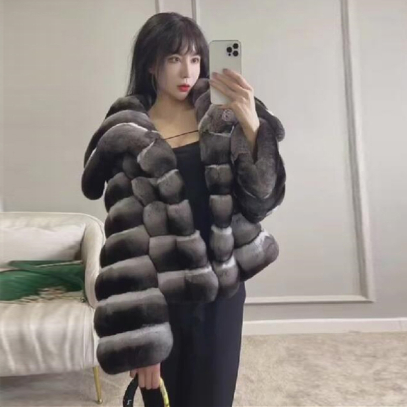 时尚冬季新款高级感时髦贵妇皮草仿獭兔毛龙猫翻领毛毛外套短款女
