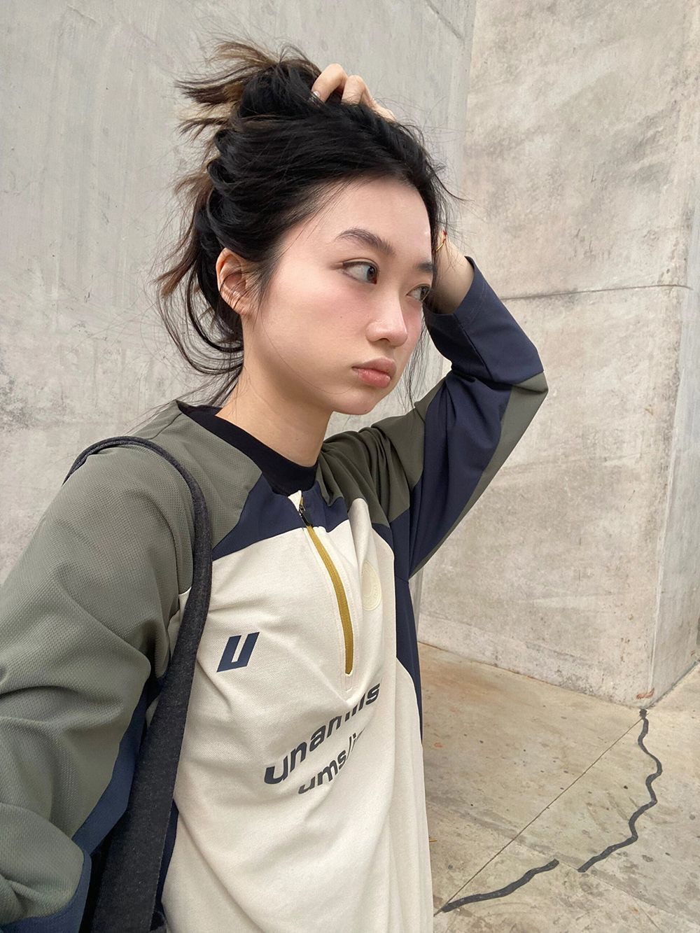 美式街头长袖t恤女春季穿搭高级感撞色拼接球衣半拉链宽松上衣ins
