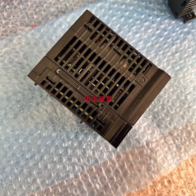 议价/KV-7500 KV-B16RC KV-B16TCP 可控制器实拍