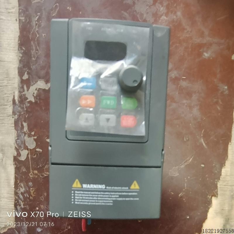 议价源信变频器,YX3000-2S0015G-ZDF