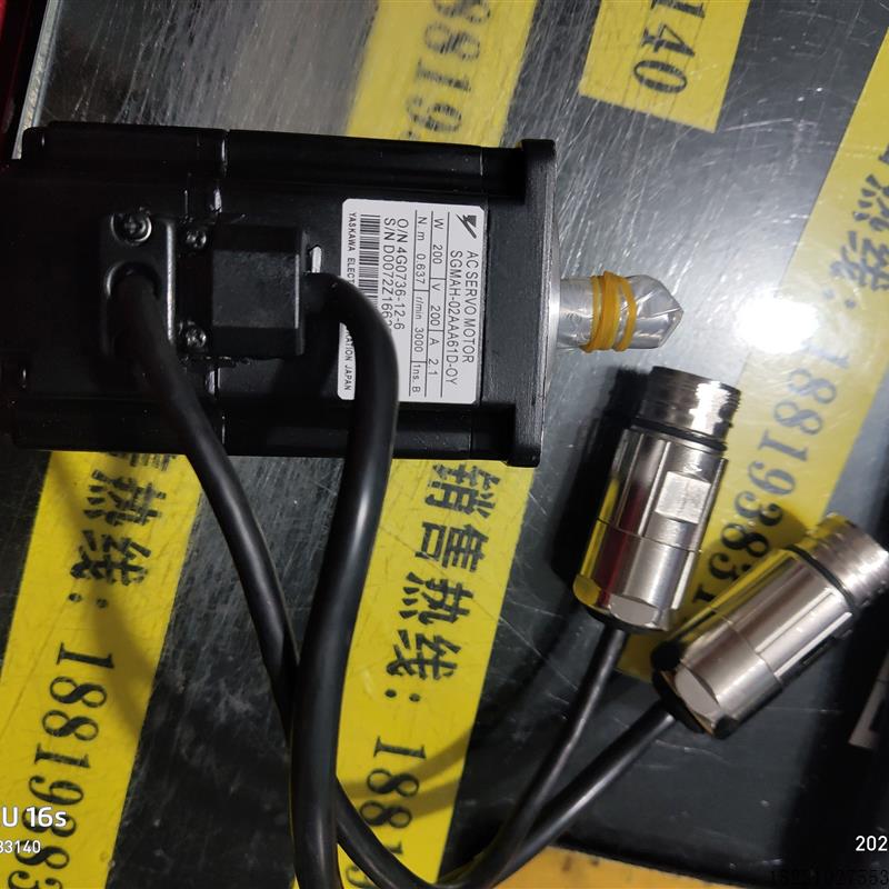 议价原装安川欧姆龙伺服SGMAH-A3/A5/01/02/04/08AAA61D-OY/6CD-O