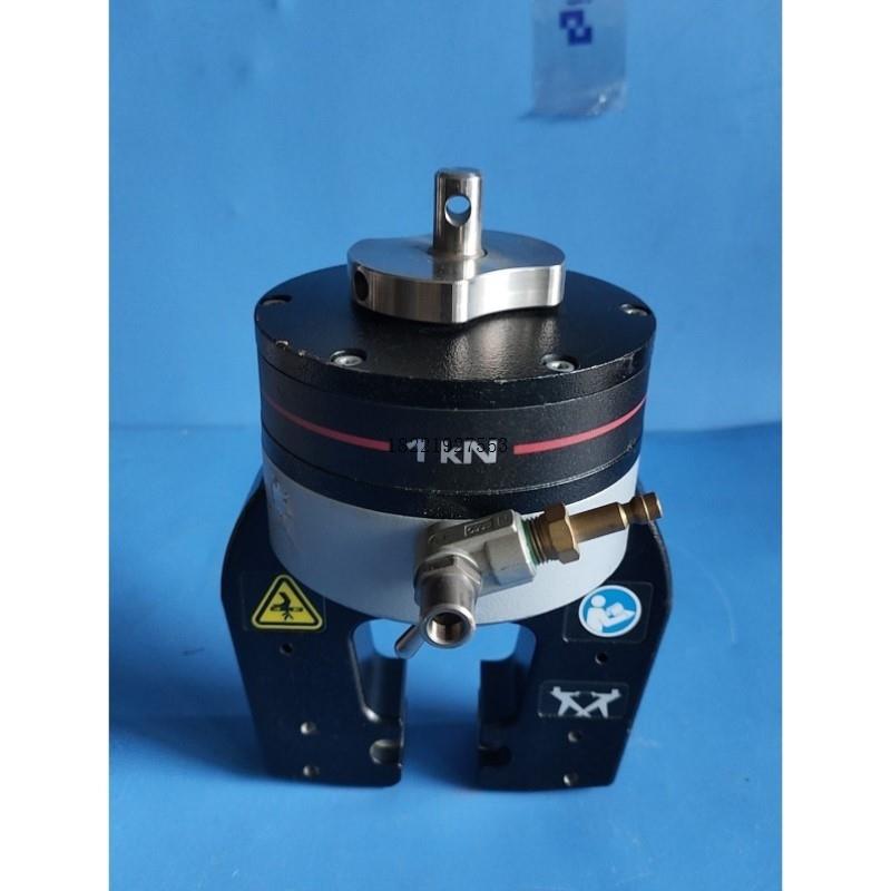 instron英斯特朗 浮动辊子夹具 ,实物拍摄,成色如