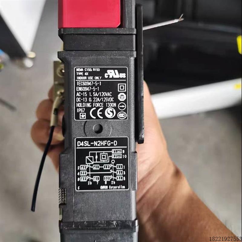 议价欧姆龙 D4SL-N2HFG-D 安全门锁开关 拆机成色漂