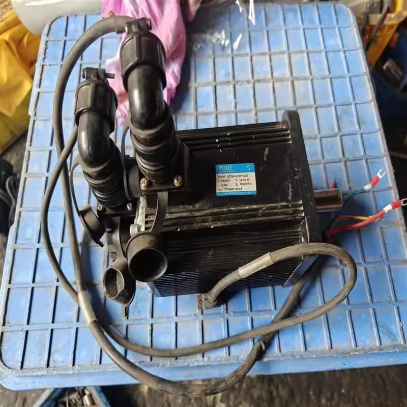 议价拆机一个TODE拓达伺服电机,型号SCGA-25H11AB成