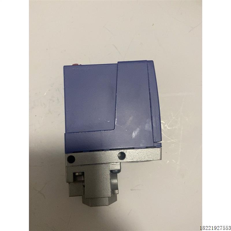 议价全新施耐德压力开关XMLA020A2S11 20bar全新原装