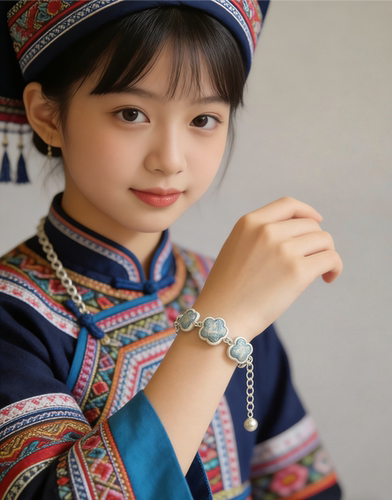 民族风四叶草银手链 壮族非遗刺绣手饰 学生通勤百搭小众礼物古风