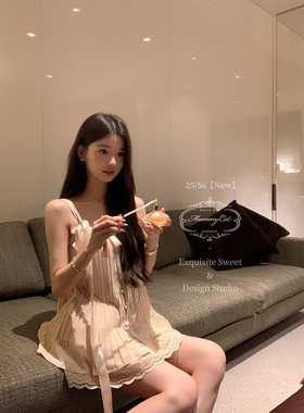MummyCat下蛋喵【fifi香水味】新品雪纺压褶缎面吊带上衣