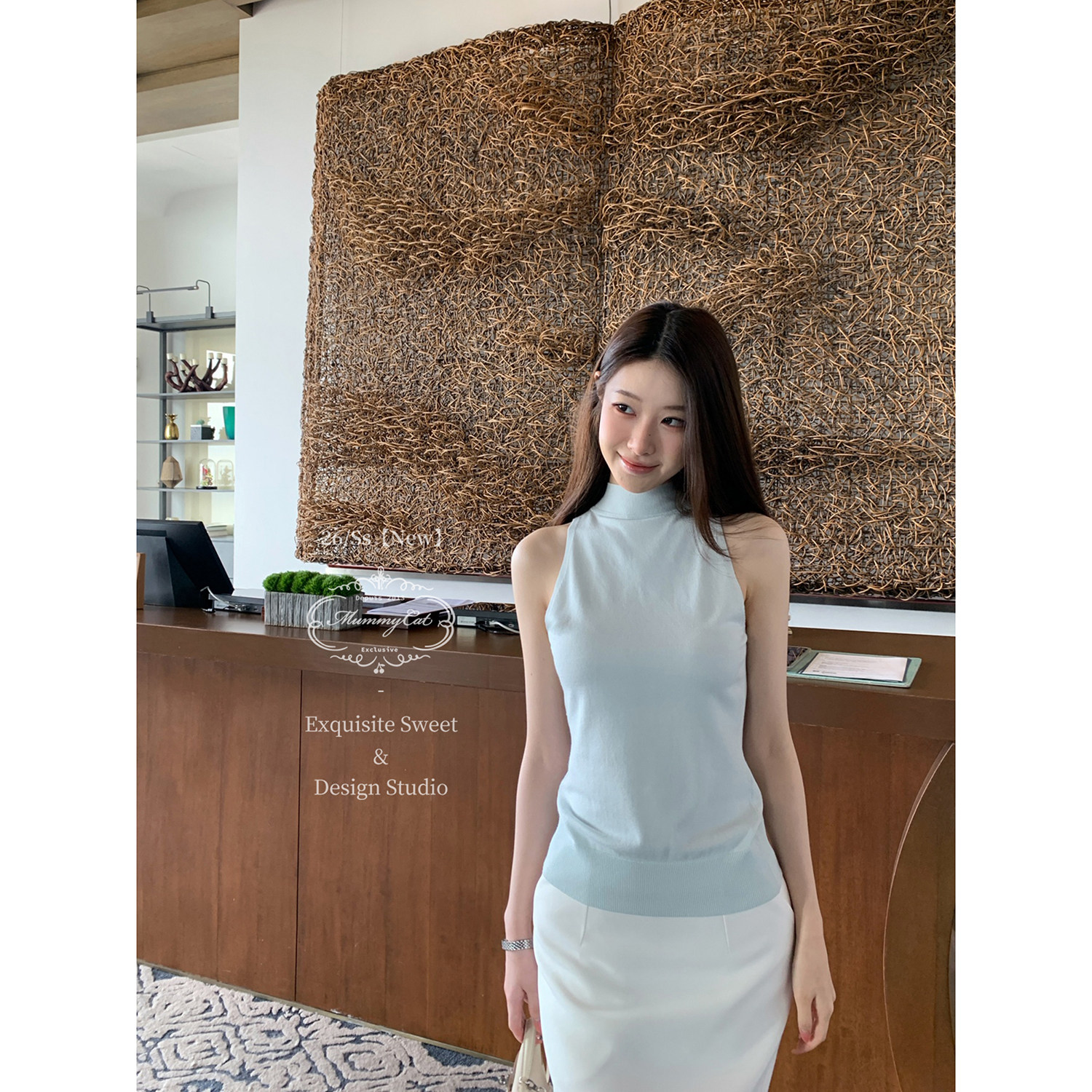 Mummy Cat下蛋喵 26新品温柔气质半高领挂脖系带针织上衣
