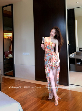 MummyCat下蛋喵【华丽美学】26新品立体剪裁不对称抽褶度假连衣裙