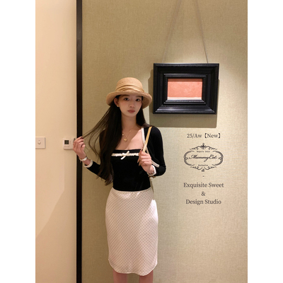 百搭缎面珠光波点包臀半身裙