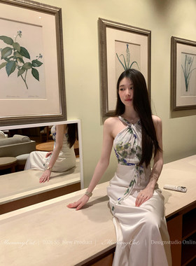 人丝印花拼接缎面长款连衣裙