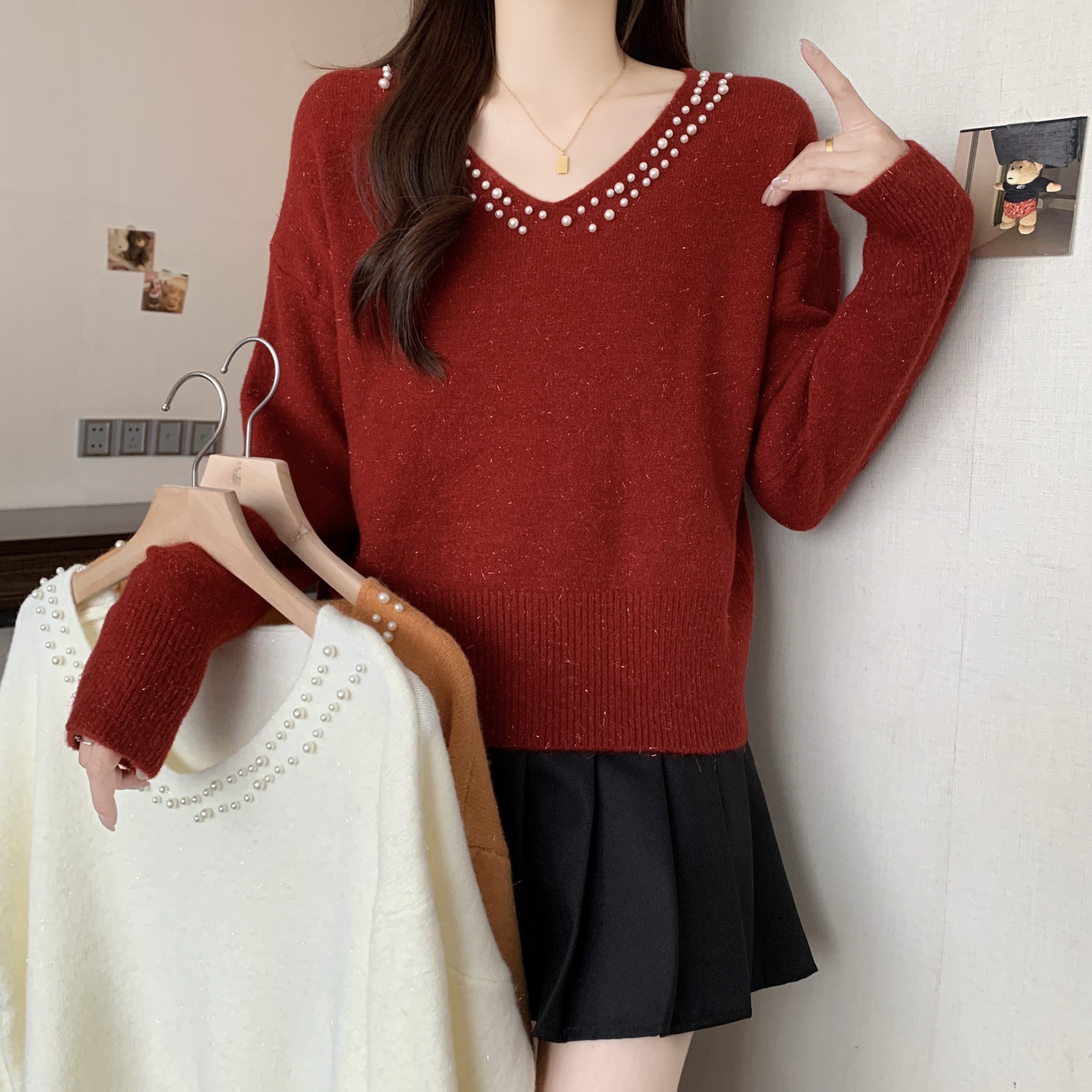 韩系温柔风V领钉珠毛衣女2025