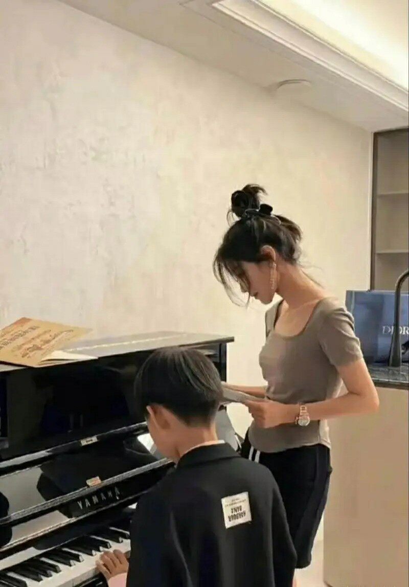 珠海钢琴老师上门一对一家教，零玩具乐器