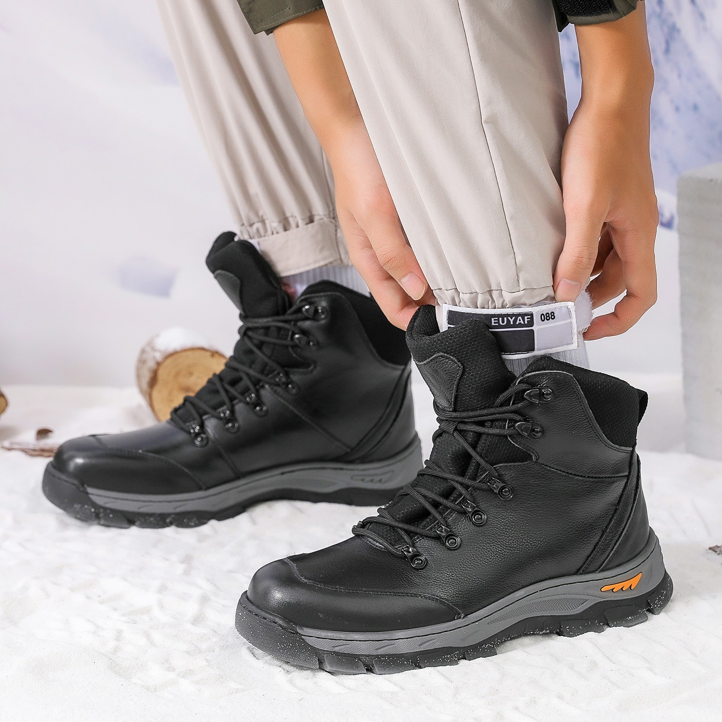 2025新款男鞋冬季雪地靴羊毛保暖户外高帮登山靴东北抗寒防滑棉鞋