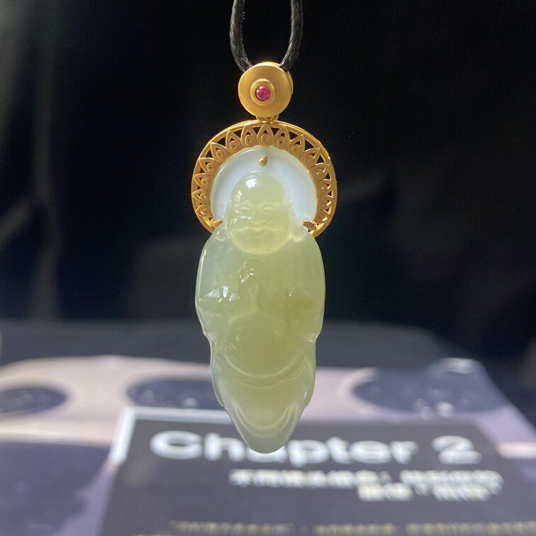 18k金佛光镶嵌天然和田玉佛公站佛宝宝佛冰晴高品礼物小众佛公