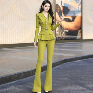 气质名媛绿色套装女秋季新款高级感职业装微喇叭裤两件套时尚女装