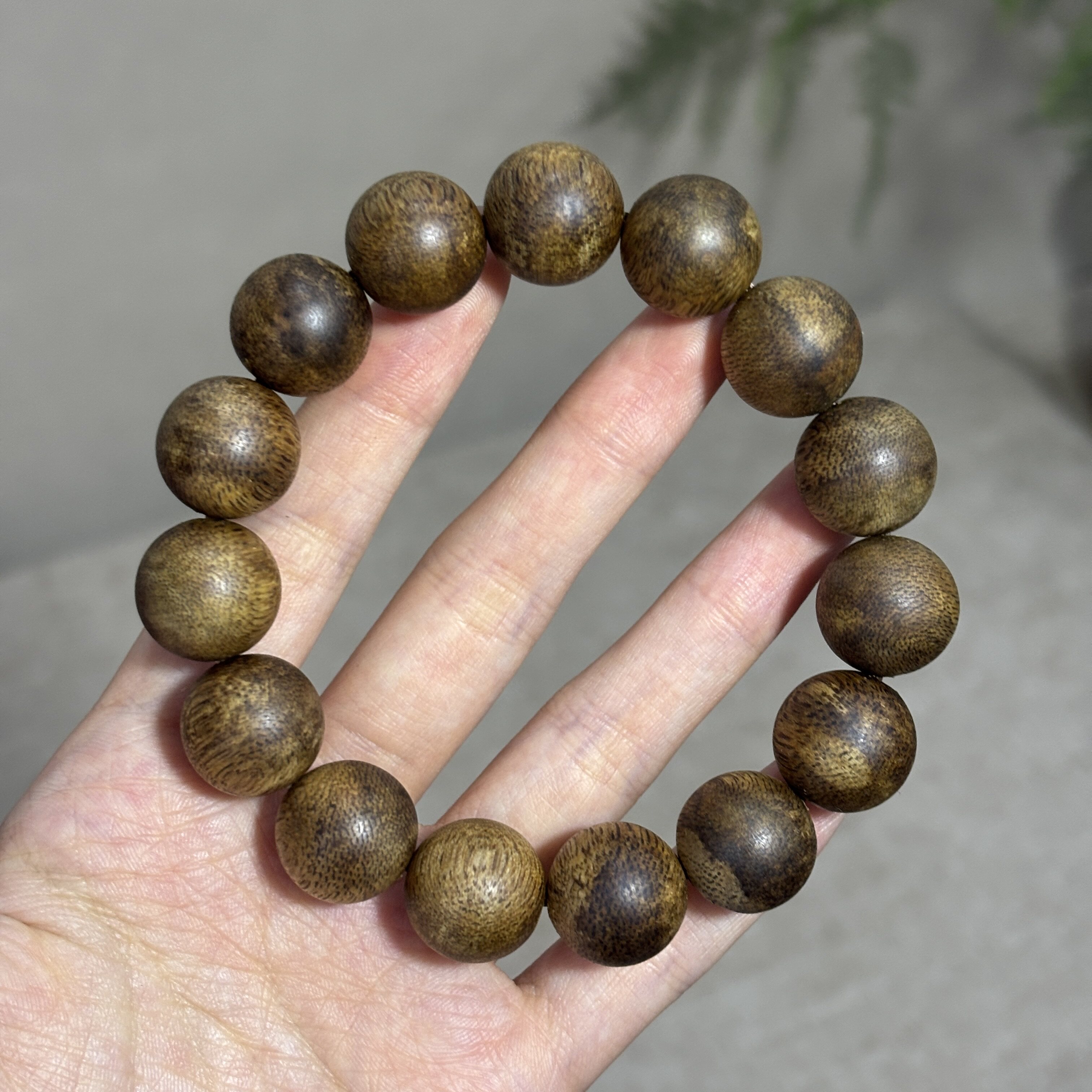 海南国香绿奇沉香手串15mm