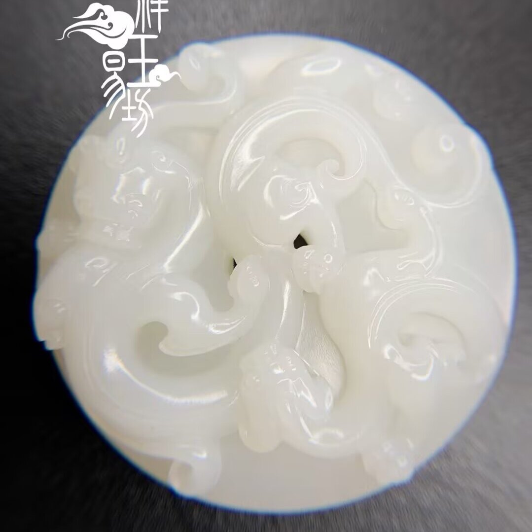 *吉祥玉易坊*俄罗斯白玉 一级白 精品仿古螭龙 圆璧(美石)