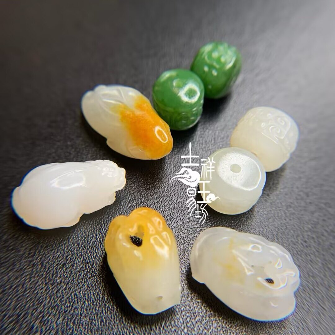 *吉祥玉易坊*新疆和田籽料/俄料 兔子 貔貅 佛手 回纹珠 小件