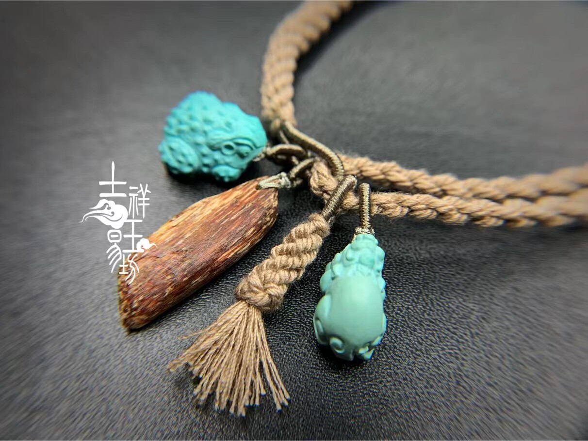 *吉祥玉易坊*湖北蓝松原矿 招财进宝（貔貅/青蛙+越南虫漏  手串
